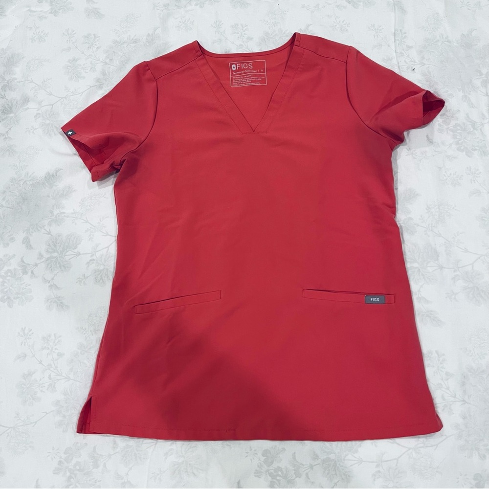 Figs Casma Top